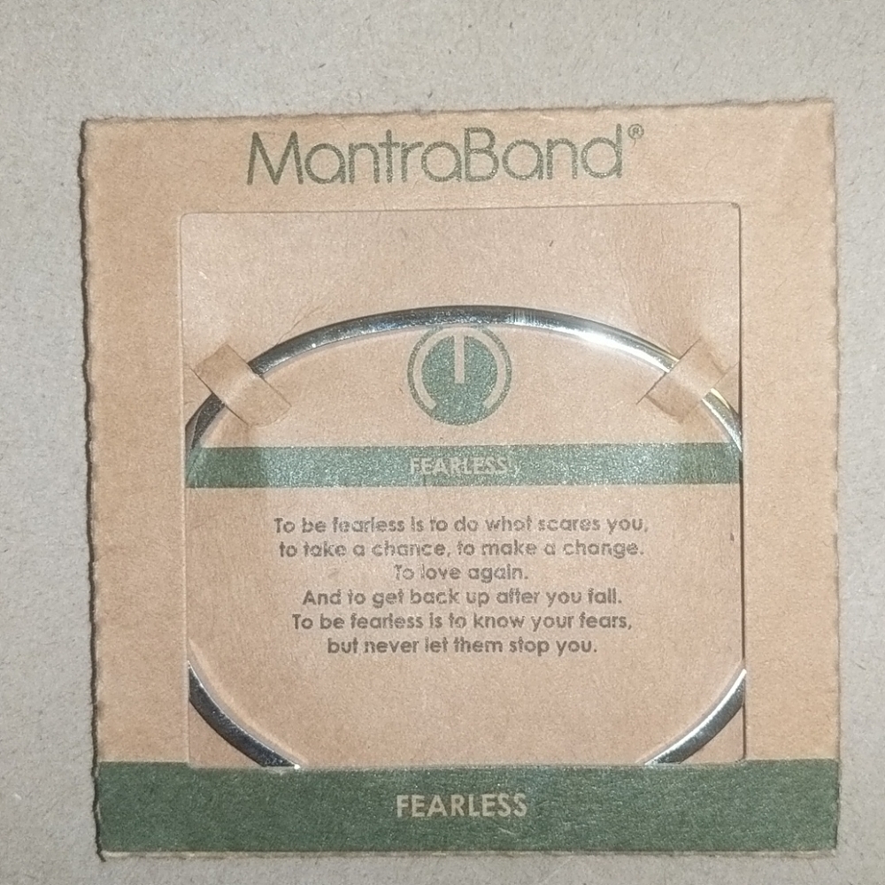 🆕 MantraBand FEARLESS bracelet